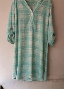DE BACKERS WOMEN&#39;S LONG TOP