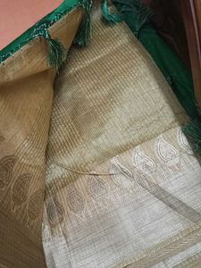 New Saree With Nice Border
