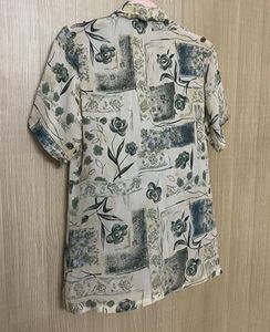 Vintage Floral Shirt – Retro Vibes