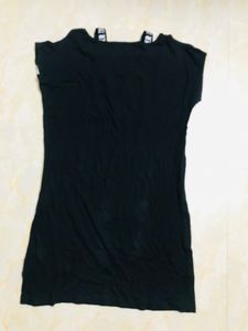 Girls Top With Strip At Low Price