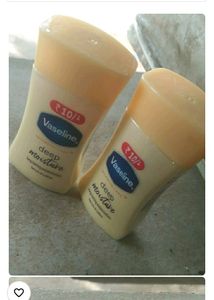 Pond&#39;s Powder 2 Bottal (Sandel &amp;magic)