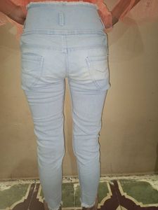 Skinny Fitted Jeans For Women ❣️