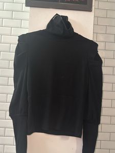Turtul Neck Top