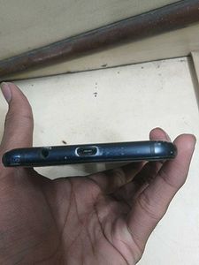 Samsung J7 Pro