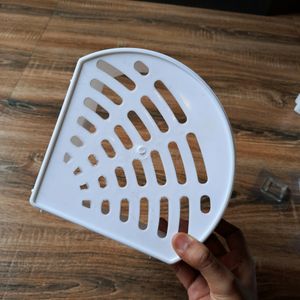 Brand New Set Of 3 Wall Mouny Corner Shelf