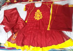 Elegant Red &amp; Gold Kurta Set