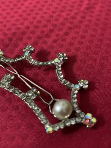 Crown Hair Clip
