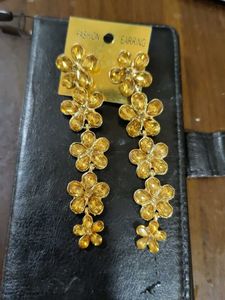 Golden Diamond Flower Long Earring