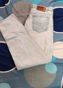 Baggy jeans for women