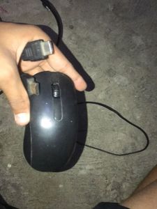 MOUSE AND HDMI CABLE