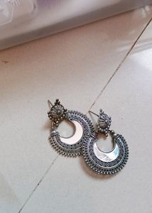 Earring's