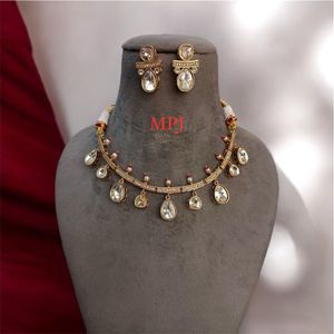Mozonite Crystal Stone Necklace With Studs
