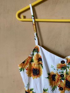 Floral Sweetheart Neck Midi Dress