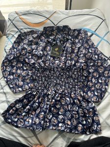 Selling A Fresh & New Top!! It’s Beautiful & Nice