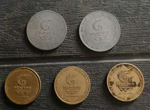 Two &amp; Five Rs Delhi XIX Commonwealth Games Coin
