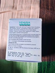 Venusia Moisturizing Cream 100GM