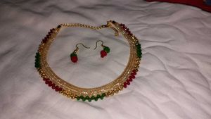 Red & Green Beaded Necklace Set