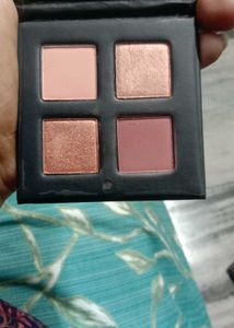 Faces Canada 4 In 1 Eyeshadow Palette