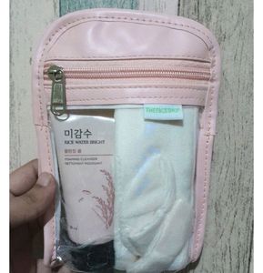The Face Shop Rice Water Cleanser& Bow Hairband