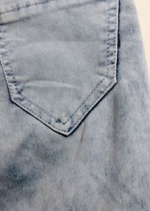 light blue denim jegging