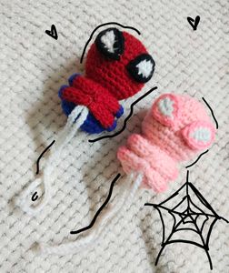 crochet spiderman charm ✨ 🧶