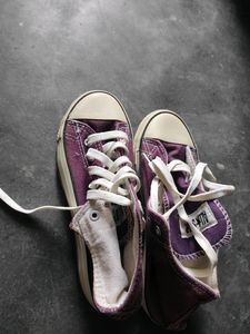 Shoe