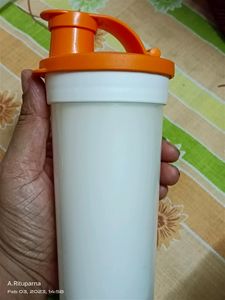 Tupperware Sipper Tumbler