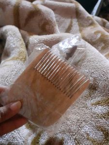 WOODEN HAIRPIN &amp; COMB (TOTALLY NEW)