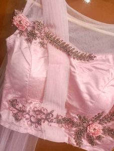 Crop Top Lehnga Set In Fairy Look