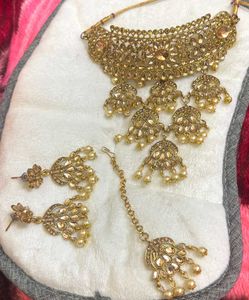 Elegant Gold-toned Jewelry Set