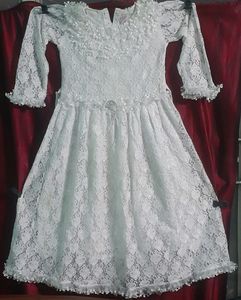 White Party Gown For 10-12 Year Old Girls 👧 .. Cute Free Gifts With This Dress ...