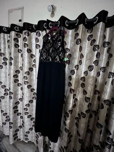 Black Sleeveless Gown