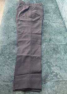Dark Grey Trouser In 34 Inches Waist Size