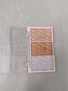 HIGHLIGHTER PALLET