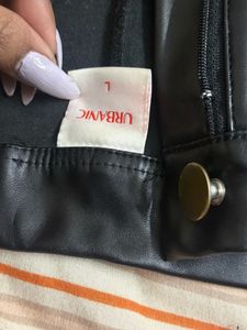 Shiny Black Skinny Pants