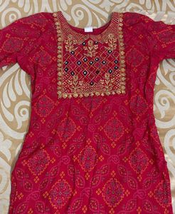 Red &amp; Gold Embroidered Kurti