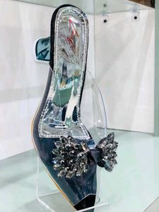 All size and colours are available in my shop bran