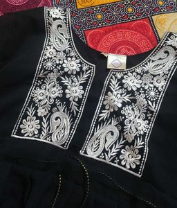 Black Embroidered Kurta
