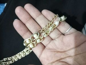 Gold Chain with Pearl Detail For Waist