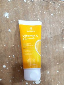 Skinify Vitamin C Facewash