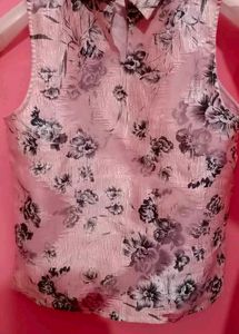 🌸Beautiful Flowers Print Pink Top🌸💟