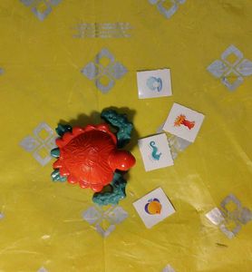 Set Of-8 Aquarium Toys...(From Kinder Joy)