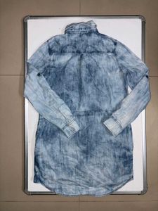 Forever 21 women&#39;s Denim Style Shirt