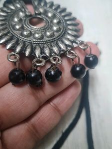 Petent With Black Thread 1