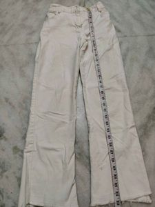 White Denim Jeans 👖