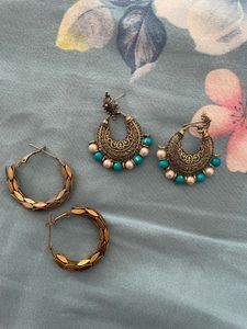 Earrings - Stylish Set of 2 and eye liner
