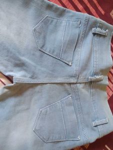 New Light Distressed Jeans