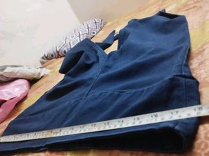3 Pants 500 Rs
