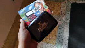 *NEW* Half-n-half Eyeshadow Palette