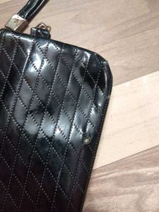 Black Pouche